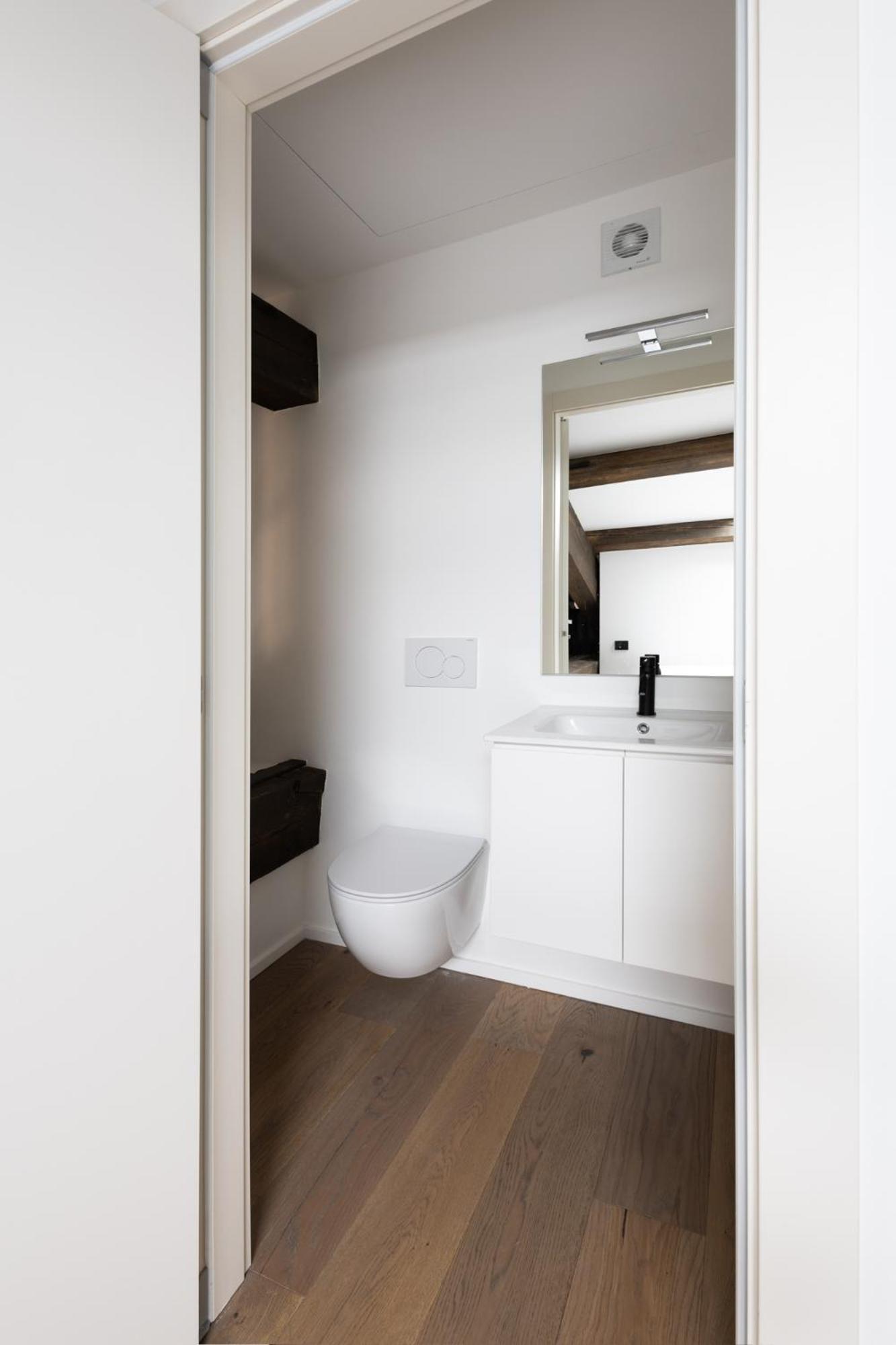 Penthouse - Loft With Canal View * Venetië