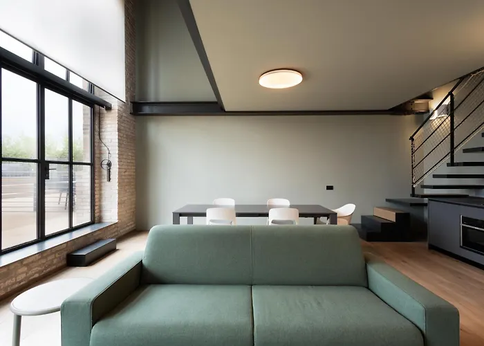 Venice Penthouse - Loft With Canal View